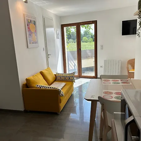 Charmant Studio Avec Terrasse Ebersheim Exterior photo