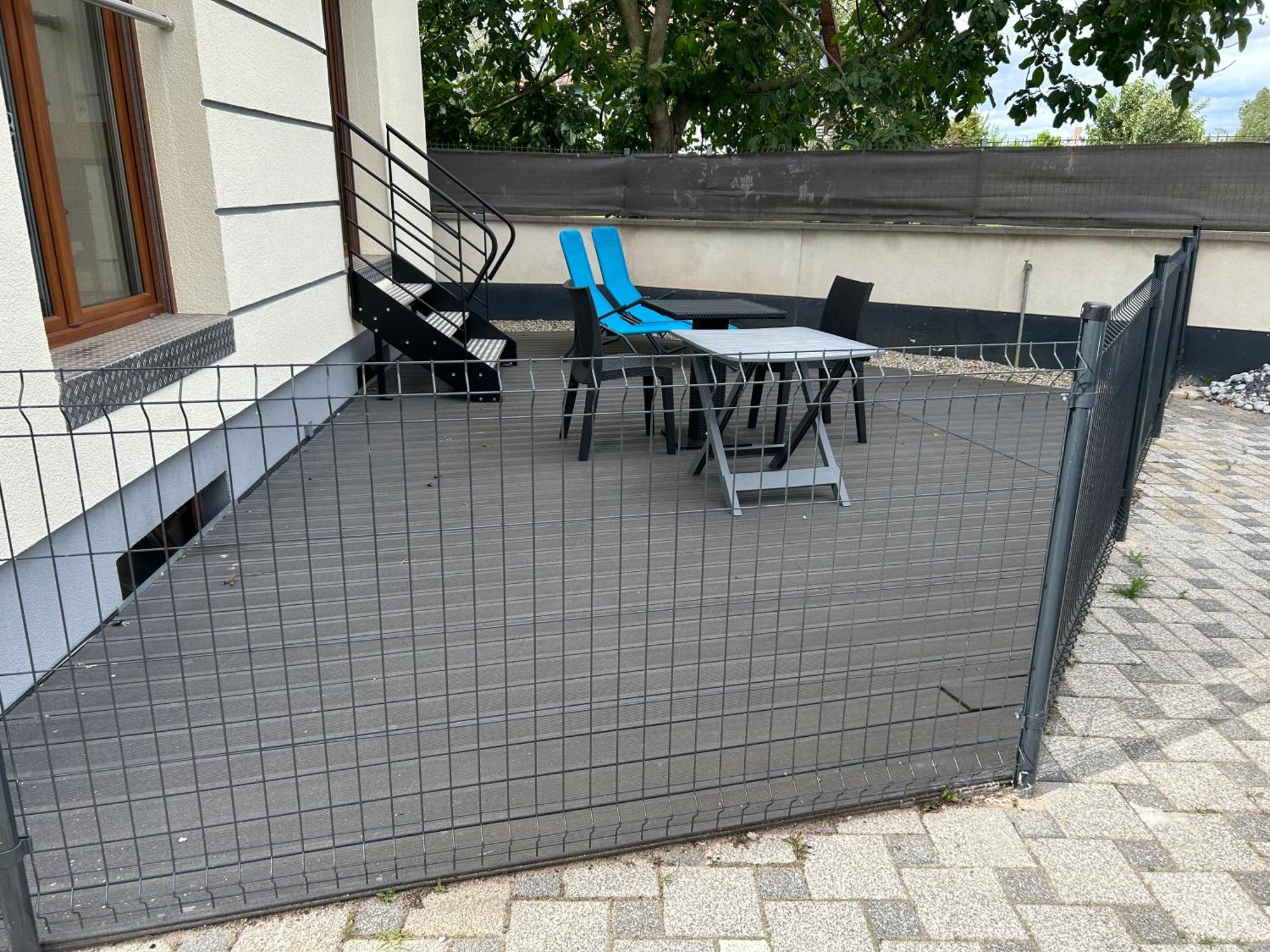 Apartment Avec Terrasse *